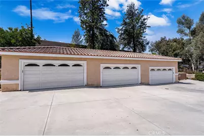 1200 E Highland Avenue #207, Redlands, CA 92374 - Photo 13