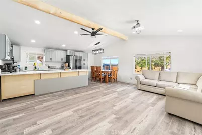 11772 Middleton, Phelan, CA 92371 - Photo 7