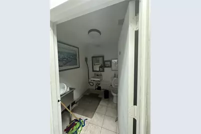 10949 Main Street, La Puente, CA 91731 - Photo 17