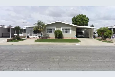 585 De Soto, Hemet, CA 92543 - Photo 1