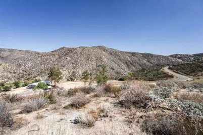 43080 Golden Hills Drive, Aguanga, CA 92536 - Photo 37