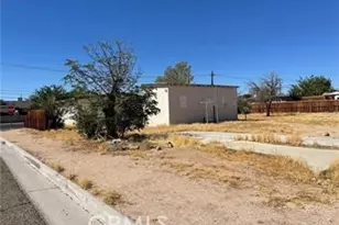 200 W Upjohn, Ridgecrest, CA 93555 - Photo 9