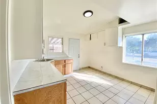 672 W 28th St, San Bernardino, CA 92405 - Photo 9