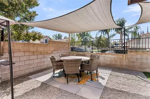 1105 W Victoria St, Rialto, CA 92376 - Photo 31