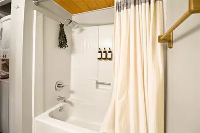 33020 Arrowbear Drive, Running Springs, CA 92382 - Photo 15