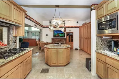 4495 Mt Vernon Avenue, Riverside, CA 92507 - Photo 11