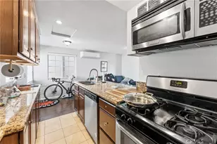 126 E Balboa, Newport Beach, CA 92661 - Photo 39