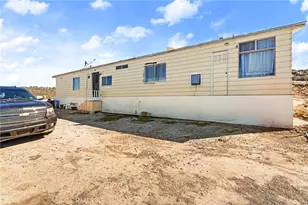 42525 Sable Dr, Hemet, CA 92544 - Photo 13