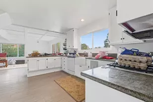 971 Nadelhorn Dr, Lake Arrowhead, CA 92352 - Photo 23
