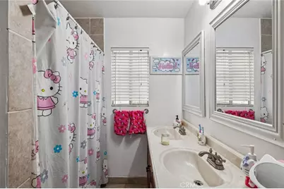 1664 W 55th Street, Los Angeles, CA 90062 - Photo 29