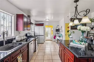 1664 W 55th St, Los Angeles, CA 90062 - Photo 9