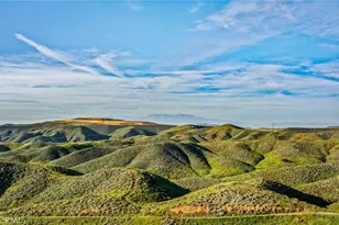 23686 Highvale Dr, Corona, CA 92883 - Photo 49