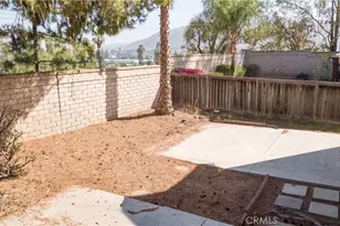 323 Camden Ct, Corona, CA 92879 - Photo 37