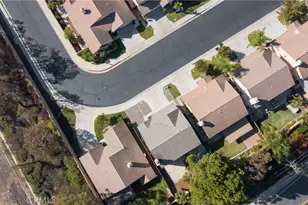 323 Camden Ct, Corona, CA 92879 - Photo 3