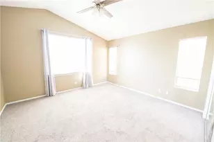 323 Camden Ct, Corona, CA 92879 - Photo 19