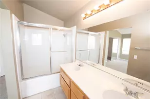 323 Camden Ct, Corona, CA 92879 - Photo 23