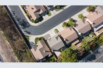 323 Camden Court, Corona, CA 92879 - Photo 3