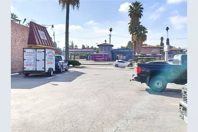 2115 University, Riverside, CA 92507 - Photo 19