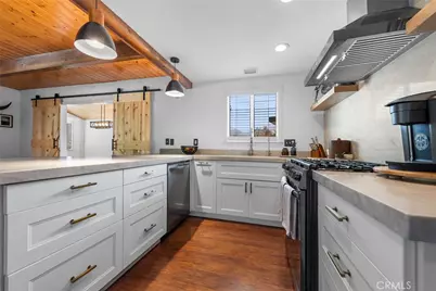 5313 Basel, Wrightwood, CA 92397 - Photo 13