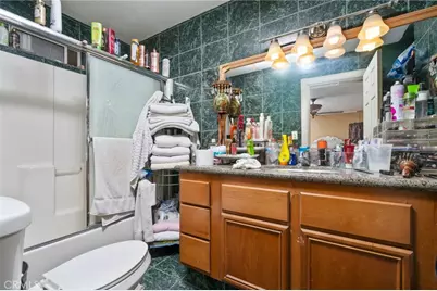 19597 Jurupa Avenue, Bloomington, CA 92316 - Photo 17