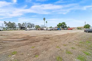 19597 Jurupa Ave, Bloomington, CA 92316 - Photo 35