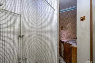 957 Center St, Riverside, CA 92507 - Photo 23