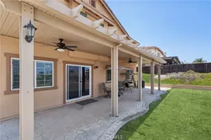 18418 Whitewater, Riverside, CA 92508 - Photo 25