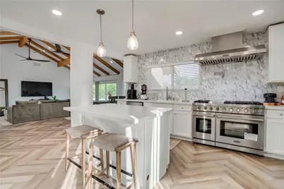 1450 Via Vallarta, Riverside, CA 92506 - Photo 17