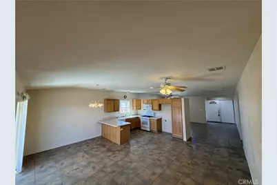 8406 Poppy Boulevard, California City, CA 93505 - Photo 11