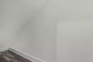 755 E 84th, Los Angeles, CA 90001 - Photo 7