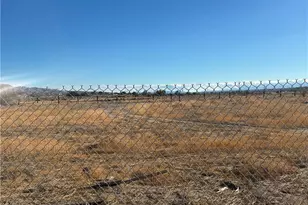 26272 Jordan Rd, Helendale, CA 92342 - Photo 9