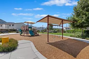 32894 Crown Point Ln, Lake Elsinore, CA 92530 - Photo 29