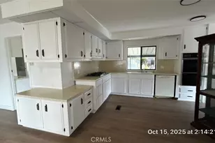 1300 W Menlo, Hemet, CA 92543 - Photo 9