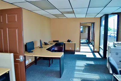 9233 Charles Smith, Rancho Cucamonga, CA 91730 - Photo 57