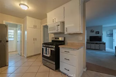 1083 Lorraine, Rialto, CA 92376 - Photo 7