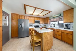 11090 Pinon, Hesperia, CA 92345 - Photo 11