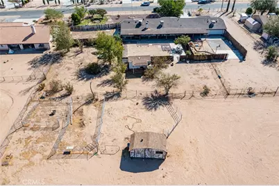 11090 Pinon, Hesperia, CA 92345 - Photo 33