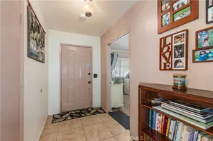 11090 Pinon, Hesperia, CA 92345 - Photo 9