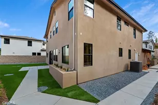 1019 N Staley Ln, Los Angeles, CA 90042 - Photo 49