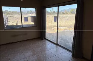 972 E Lynwood Dr, San Bernardino, CA 92404 - Photo 9