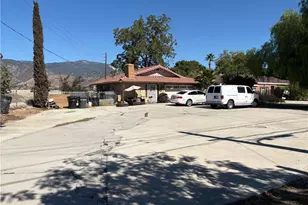 972 E Lynwood Dr, San Bernardino, CA 92404 - Photo 23