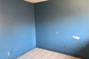 972 E Lynwood Dr, San Bernardino, CA 92404 - Photo 15