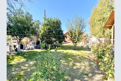 669 Harris Street, San Bernardino, CA 92411 - Photo 5