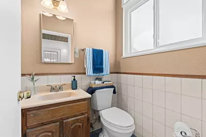 11032 Davenrich, Santa Fe Springs, CA 90670 - Photo 15