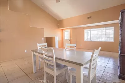 12176 Stonegate, Victorville, CA 92392 - Photo 9