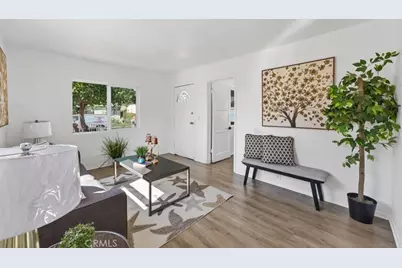 204 S Thorson, Compton, CA 90221 - Photo 7