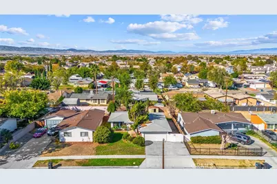 45443 Saigon, Lancaster, CA 93534 - Photo 3