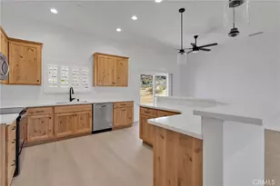 15575 Desert Star, Apple Valley, CA 92307 - Photo 7