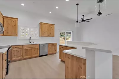 15561 Desert Star, Apple Valley, CA 92307 - Photo 7