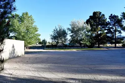 10831 Monte Vista, Phelan, CA 92371 - Photo 27